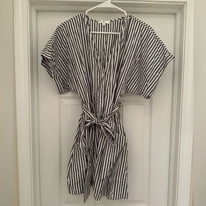 Striped Short Sleeve dress, size small